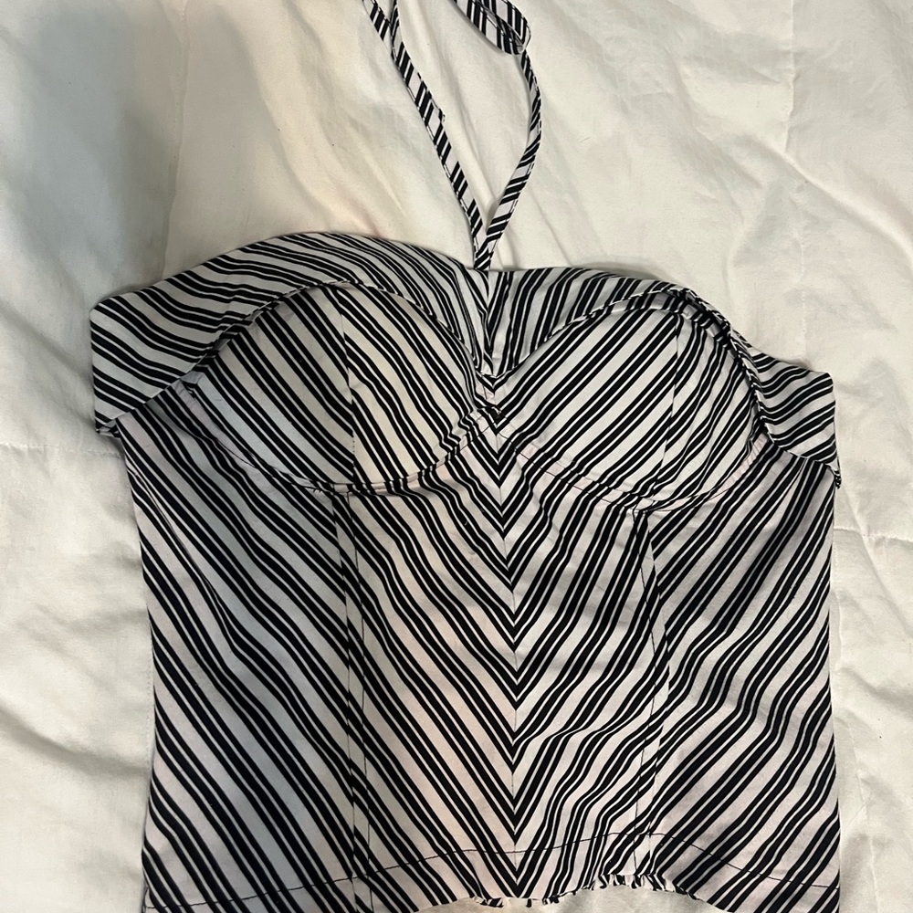 Oblong box shop bustier top